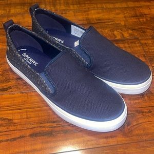 Brand new Sperry slip-ons leopard navy